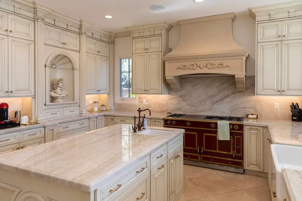 Modern Kitchen Remodel by Kitchen Cabinets and Beyond project photo 2